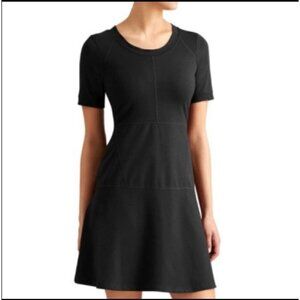 Athleta En Route A Line Dress Little Black Dress Fit‎ and Flare Size Small